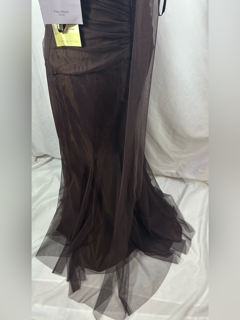 ⚫️🐞Vera Wang Chocolate Brown V-Neck Tulle Maxi Dress - Picture 14 of 16